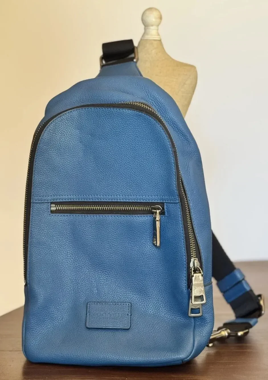 COACH #71709 Unisex Campus Pack Sling Bag Pebbled Leather Blue
